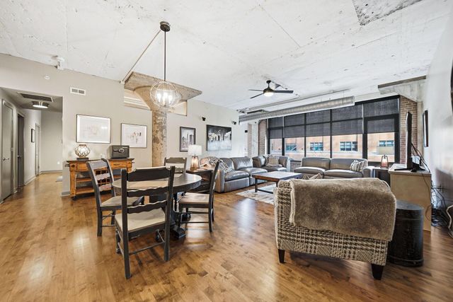 300 W Spring Street, 306, Columbus, OH 43215