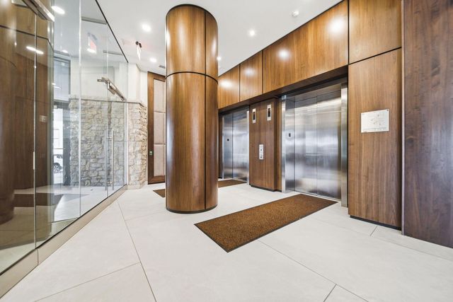 300 W Spring Street, 306, Columbus, OH 43215