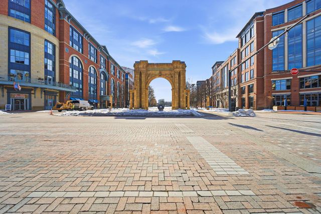 300 W Spring Street, 306, Columbus, OH 43215