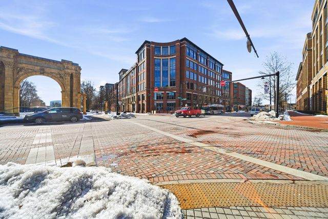 300 W Spring Street, 306, Columbus, OH 43215