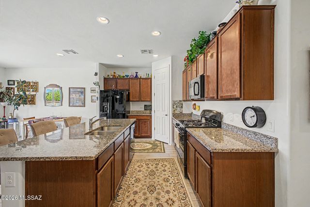 7737 Long Boat Way, Tucson, AZ 85757