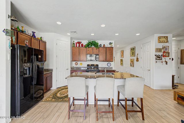 7737 Long Boat Way, Tucson, AZ 85757