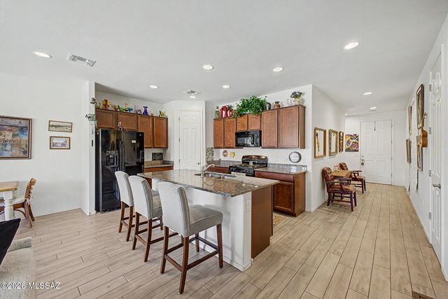 7737 Long Boat Way, Tucson, AZ 85757