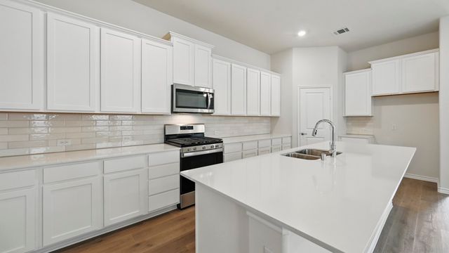 4154 Waldron Trail, Forney, TX 75126