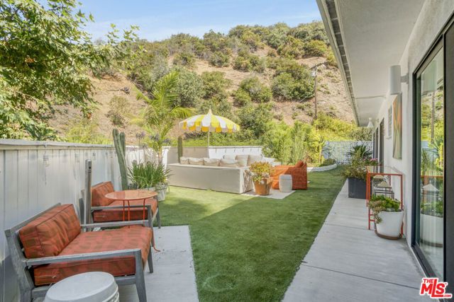 3560 Mandeville Canyon Road, Los Angeles, CA 90049