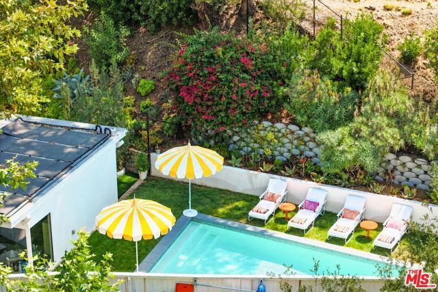 3560 Mandeville Canyon Road, Los Angeles, CA 90049
