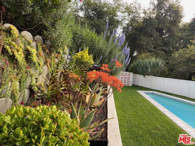 3560 Mandeville Canyon Road, Los Angeles, CA 90049