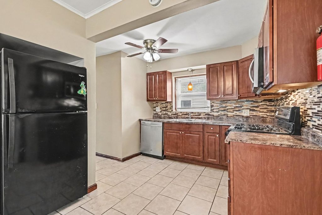 8619 S Morgan Street, Chicago, IL 60620 — photo 4