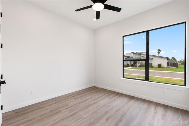 3821 Tierra Escondida, Weslaco, TX 78596