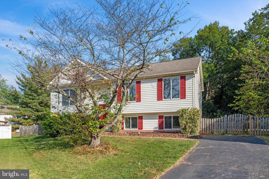 10285 LONG HILL CT, Manassas, VA 20110