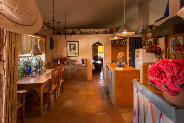 100 Guadalupe Loop, Terlingua, TX 79852