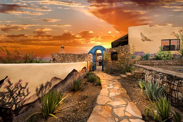 100 Guadalupe Loop, Terlingua, TX 79852
