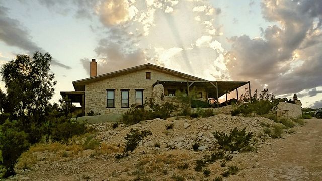 100 Guadalupe Loop, Terlingua, TX 79852