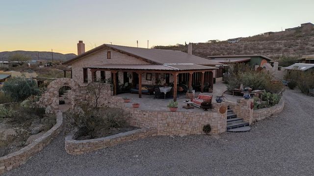 100 Guadalupe Loop, Terlingua, TX 79852