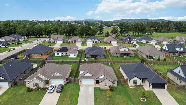 2616 Cassidy Avenue, Springdale, AR 72764