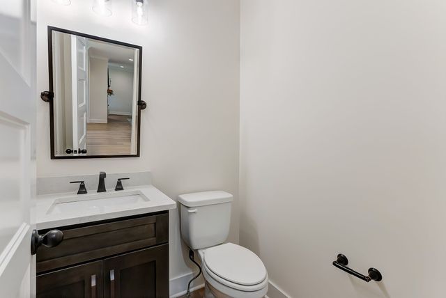 1576 Frye Rd, Columbia, TN 38401