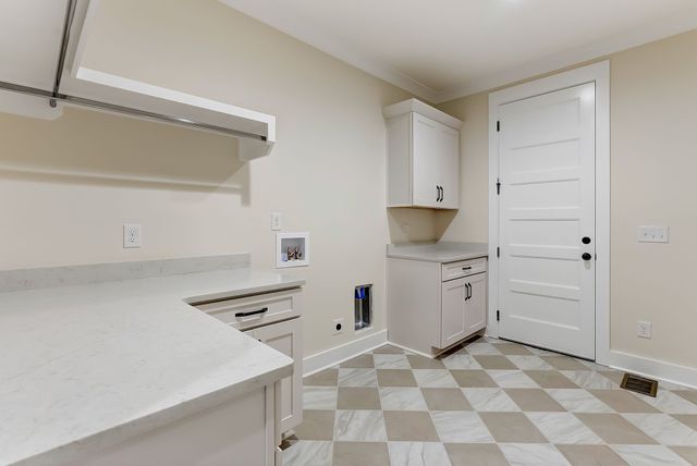 1576 Frye Rd, Columbia, TN 38401