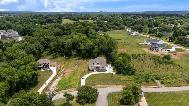 1576 Frye Rd, Columbia, TN 38401