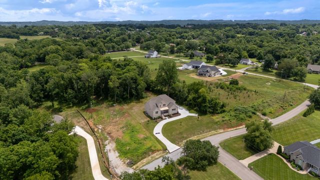 1576 Frye Rd, Columbia, TN 38401