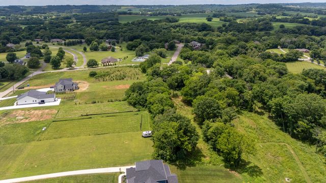 1576 Frye Rd, Columbia, TN 38401