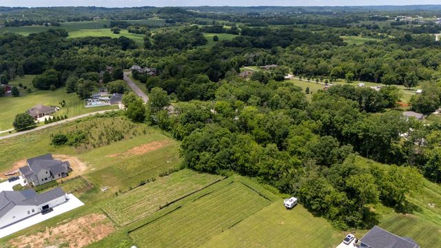 1576 Frye Rd, Columbia, TN 38401