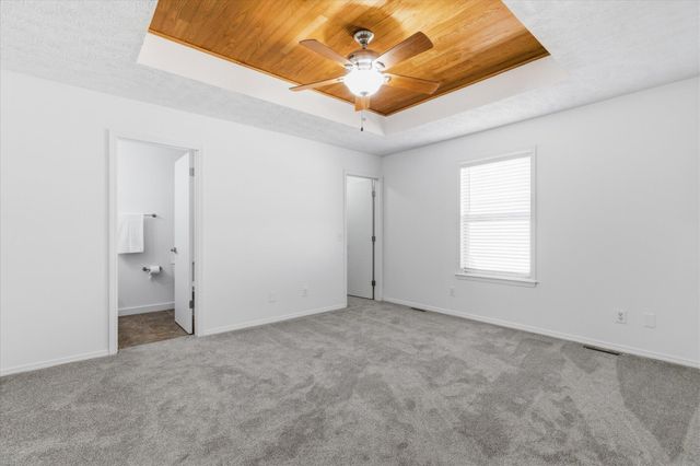 5215 S Honeysuckle Lane, Battlefield, MO 65619