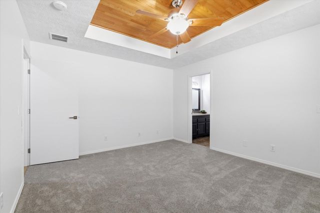 5215 S Honeysuckle Lane, Battlefield, MO 65619