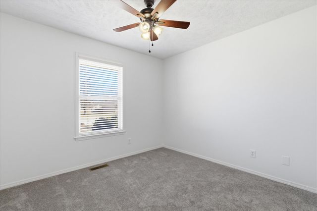 5215 S Honeysuckle Lane, Battlefield, MO 65619