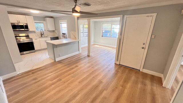 712 Tuscaloosa Street, West Palm Beach, FL 33405