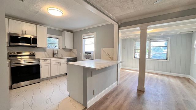 712 Tuscaloosa Street, West Palm Beach, FL 33405