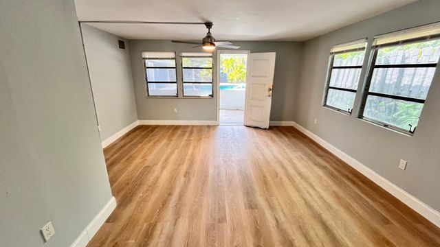 712 Tuscaloosa Street, West Palm Beach, FL 33405