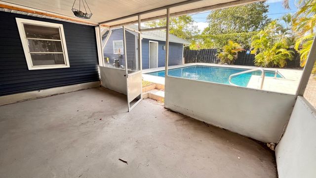 712 Tuscaloosa Street, West Palm Beach, FL 33405