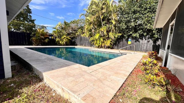 712 Tuscaloosa Street, West Palm Beach, FL 33405