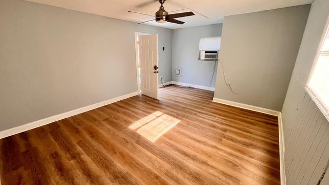 712 Tuscaloosa Street, West Palm Beach, FL 33405