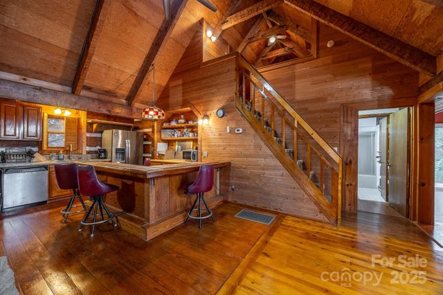 523 Sundown Drive, Franklin, NC 28734