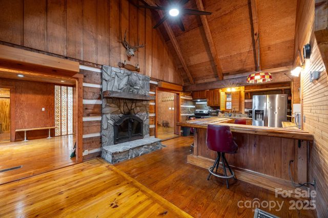 523 Sundown Drive, Franklin, NC 28734