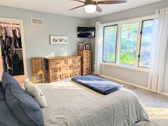 5322 Lynhill Street, Portage, MI 49024