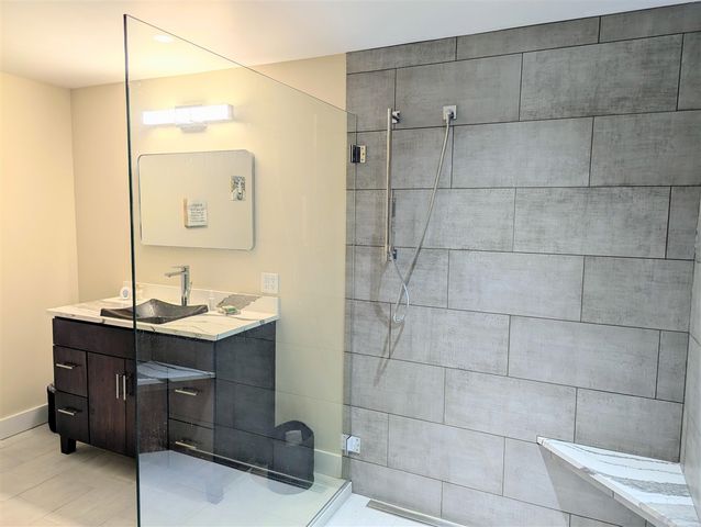 5322 Lynhill Street, Portage, MI 49024