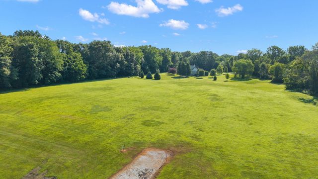 1065 N 50 W, Chesterton, IN 46304