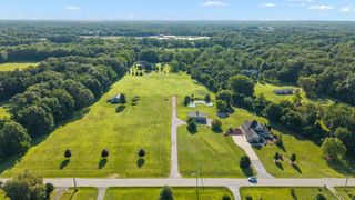 1065 N 50 W, Chesterton, IN 46304
