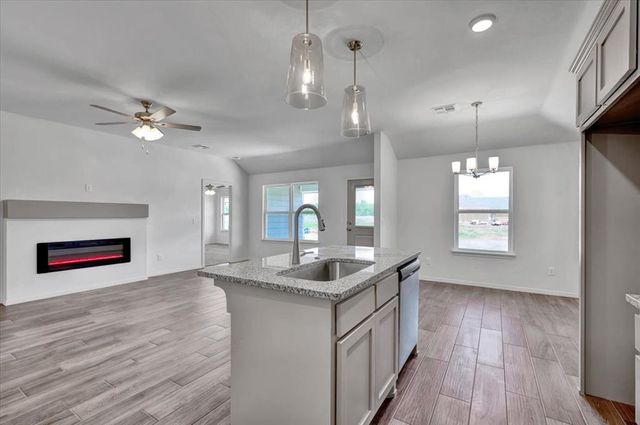 10649 SW 18th Street, Yukon, OK 73099