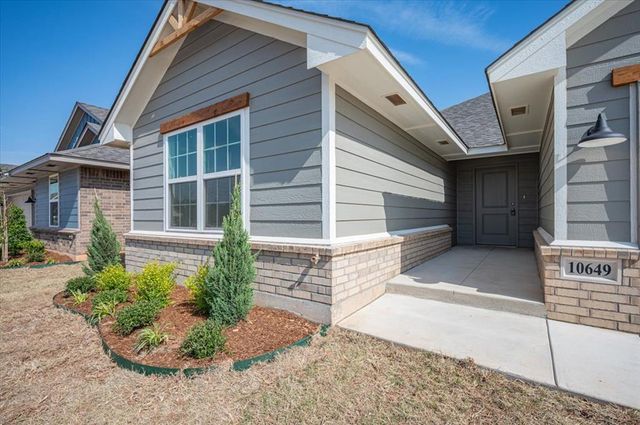10649 SW 18th Street, Yukon, OK 73099