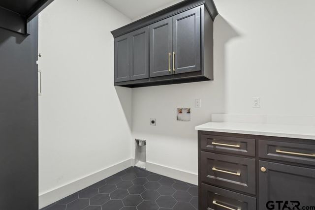 15837 Stillwaters, Lindale, TX 75771