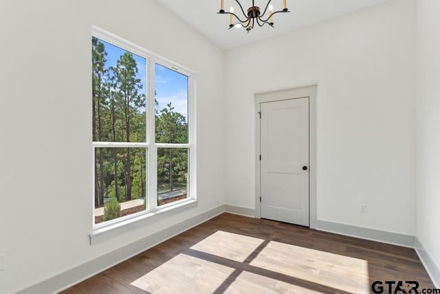 15837 Stillwaters, Lindale, TX 75771