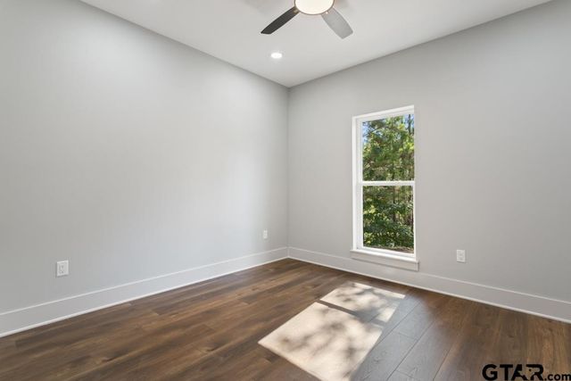 15837 Stillwaters, Lindale, TX 75771