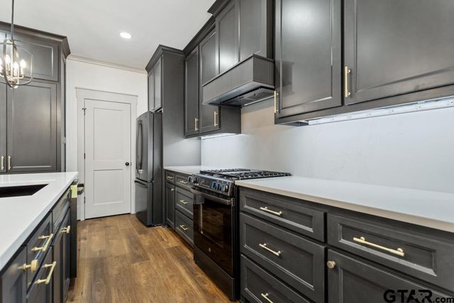 15837 Stillwaters, Lindale, TX 75771