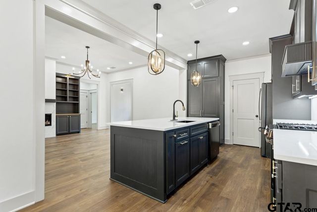 15837 Stillwaters, Lindale, TX 75771