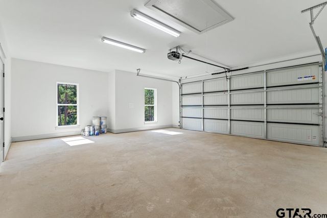 15837 Stillwaters, Lindale, TX 75771