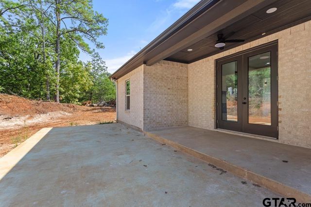 15837 Stillwaters, Lindale, TX 75771