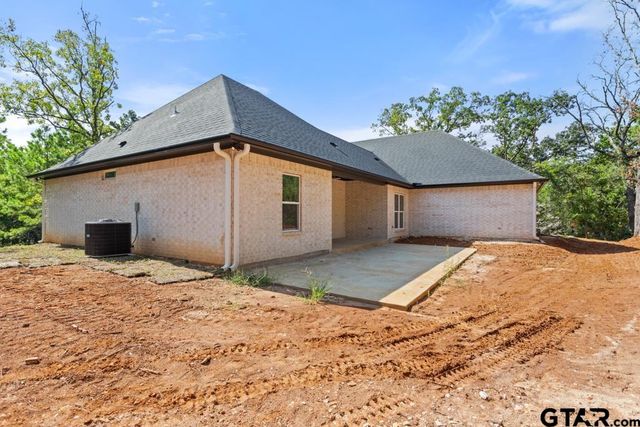 15837 Stillwaters, Lindale, TX 75771